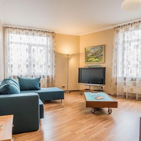 Old Town Apartment Next To Saint Peter'S Church Riga Bagian luar foto
