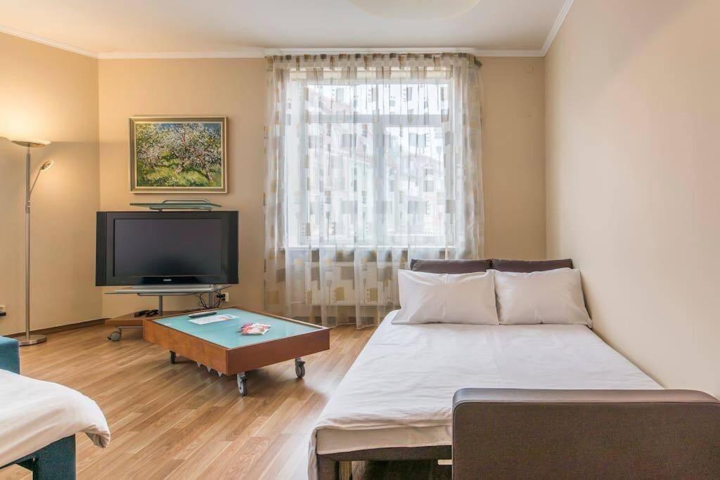 Old Town Apartment Next To Saint Peter'S Church Riga Bagian luar foto
