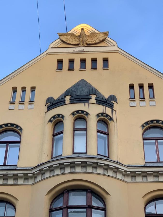 Old Town Apartment Next To Saint Peter'S Church Riga Bagian luar foto