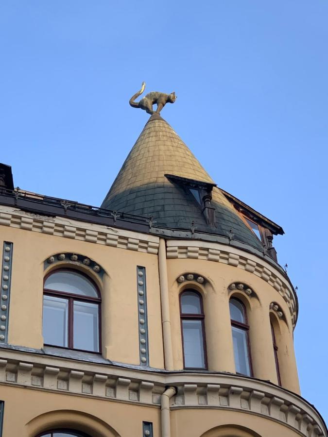 Old Town Apartment Next To Saint Peter'S Church Riga Bagian luar foto